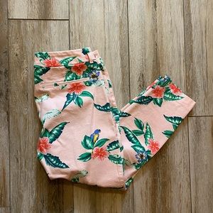 Old Navy Pixie Pant, Tropical Print, Size 12